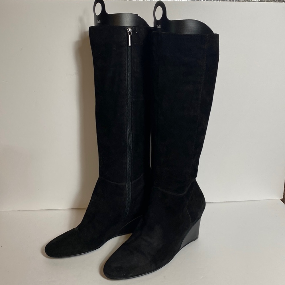 Bandolino Women’s Tall Black Leather Boots. Size 10.5 Medium